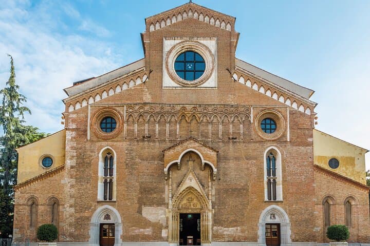 Udine Walking Tour with Audio and Written Guide by a Local