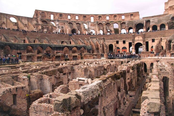 Rome: Colosseum Arena, Roman Forum & Palatine Hill Tour