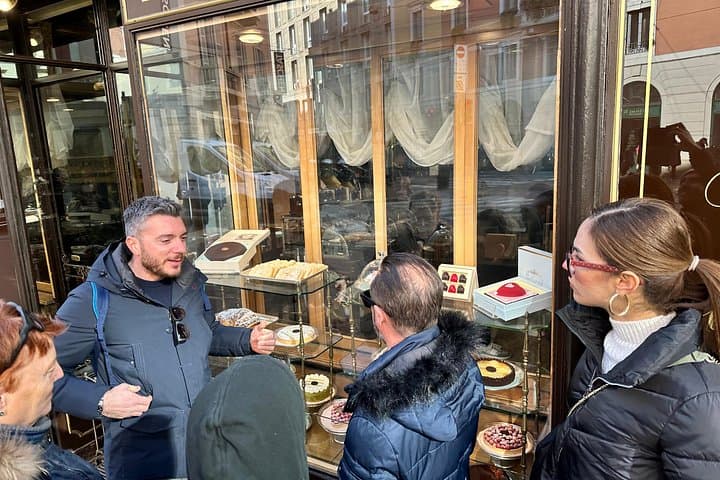 Milan Street Food with Local Guide