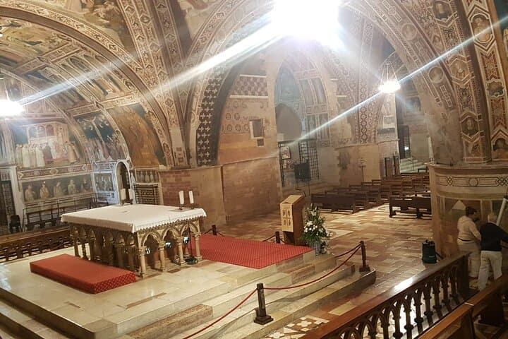From Florence: Visit Assisi and Orvieto on a Day Tour