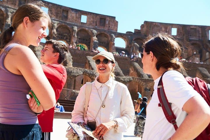 Colosseum Arena & Roman Forum: Small Group Tour (MAX 10 People)