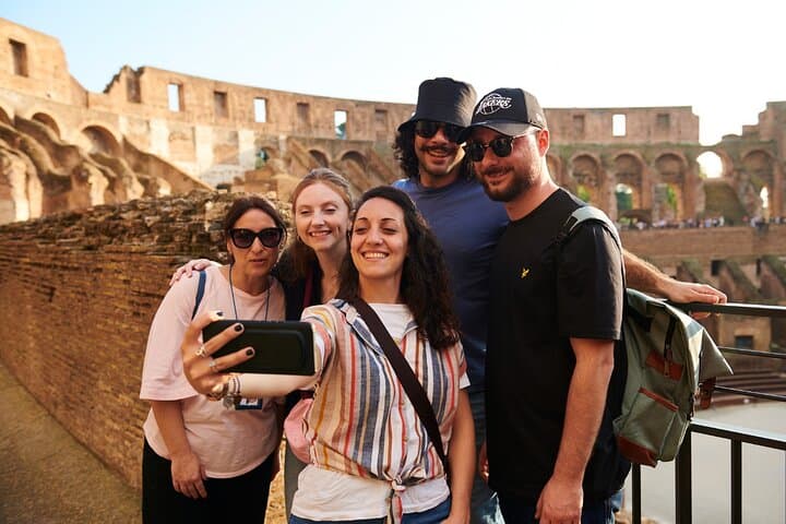 Colosseum Arena & Roman Forum: Small Group Tour (MAX 10 People)