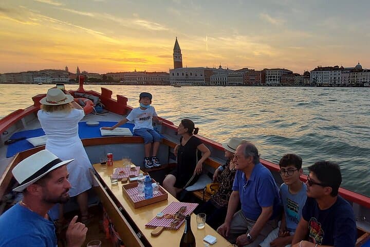 Venice: Relaxing Sunset Ride aboard old fishing boat