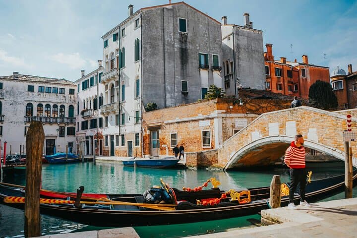 Small-Group Gondola Experience in the Venice Grand Canal