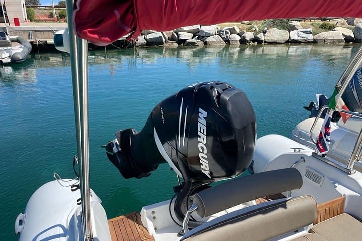 Boat excursion from Marina Piccola Cagliari with aperitif