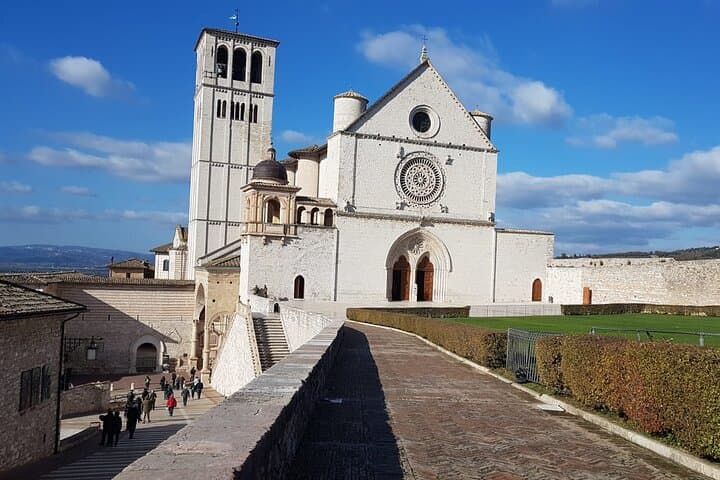 From Florence Assisi and Carlo Acutis and Orvieto Day Trip
