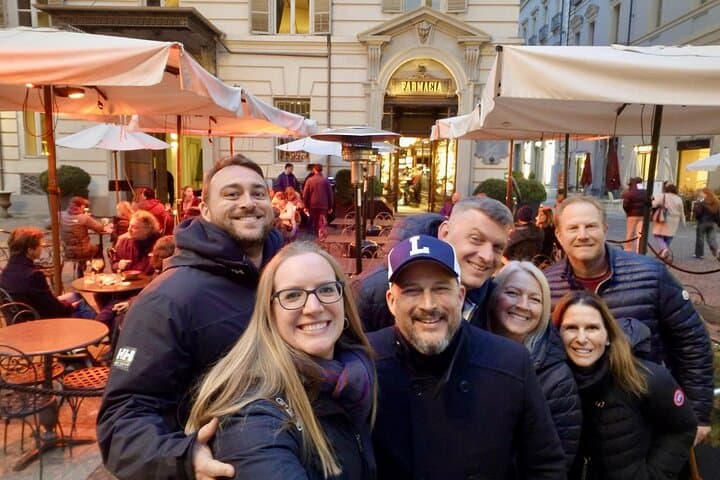 Selfie with the Michelin chef, your private food expert on a special culinary discovery in Turin