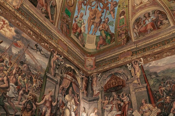 Vatican Museum & Sistine Chapel Tour St’Peter Basilica - optional