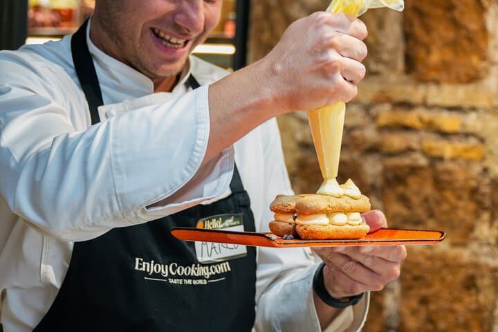 Authentic Roman Pasta & Tiramisu Experience with Italian Wine