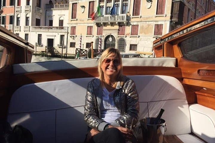Private Departure Transfer from Venice to Marco Polo Airport