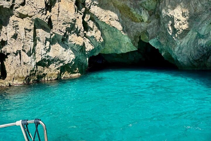 From Positano: Shared Capri and Blue Grotto Boat Tour