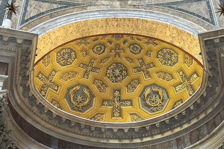 Fast Track Ticket in Pantheon (Rome) with Audio Guide