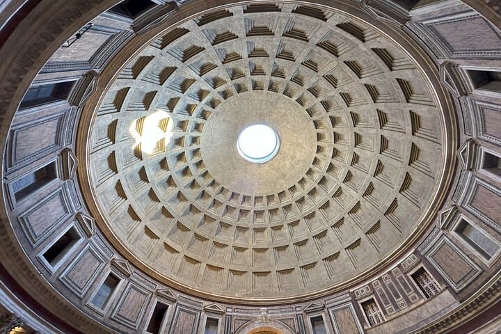 Fast Track Ticket in Pantheon (Rome) with Audio Guide
