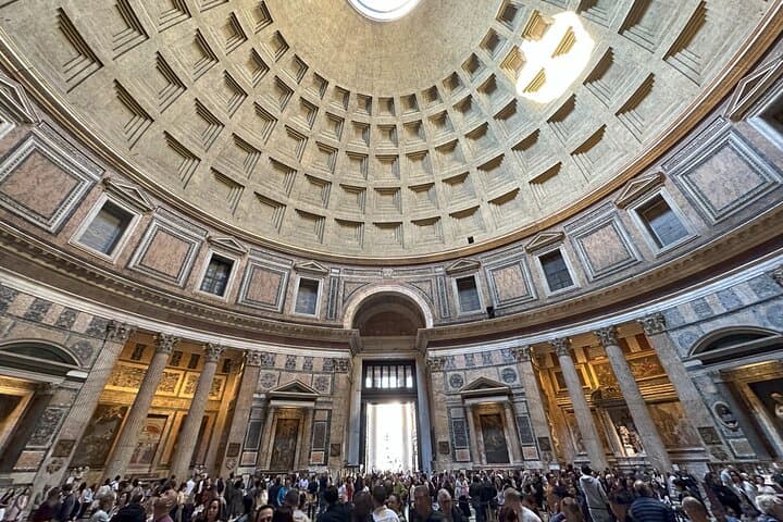 Fast Track Ticket in Pantheon (Rome) with Audio Guide