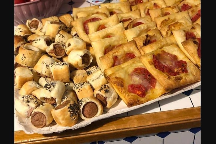 Authentic Wood-Fired Pizza Class near Siena