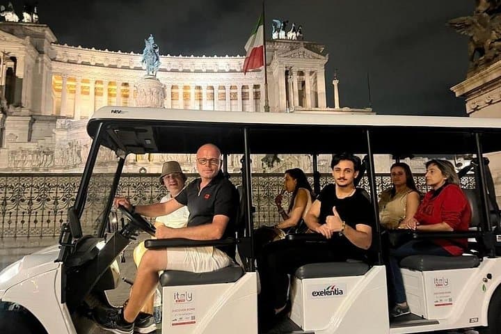 Rome Sightseeing Ride by Golf Cart