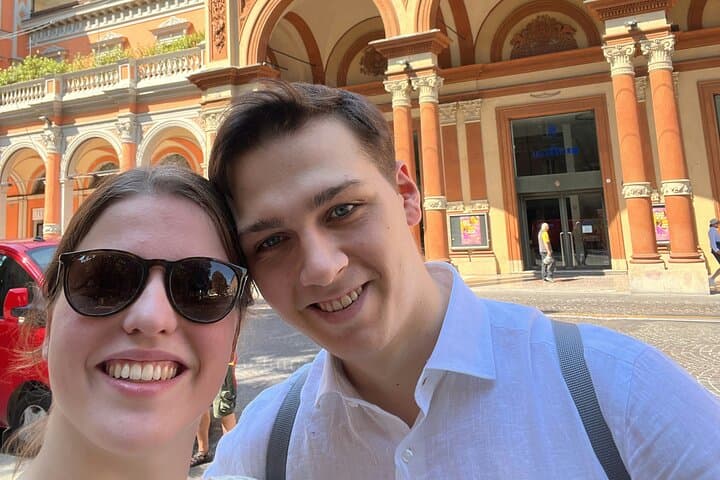 Bologna Murder Mystery: Self-Guided City Quest