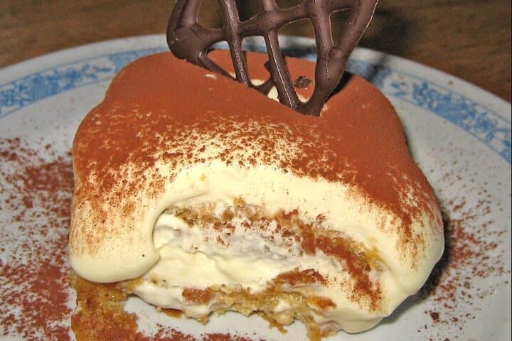 Pasta and Tiramisu Cooking Class in Pistoia