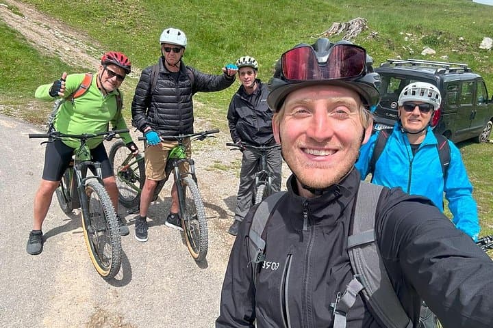 Lake Como Panoramic E-Bike Tour