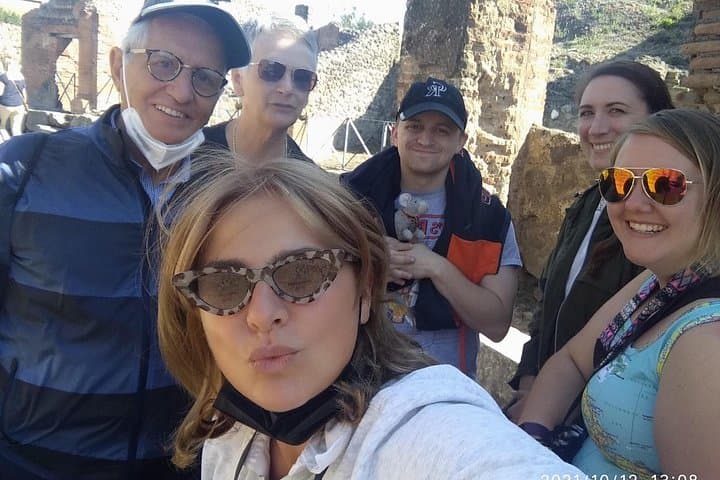 Amalfi Coast to Rome with stop at Pompeii or Vice Versa