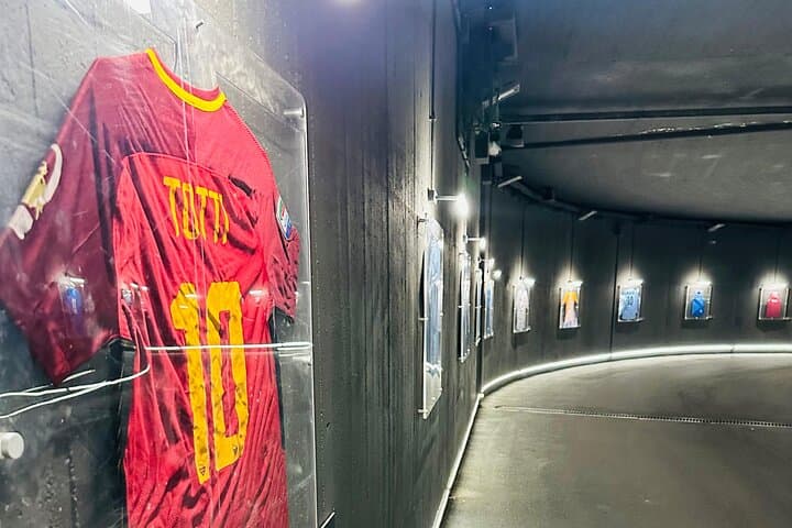 Stadium Express Tour + Assistant