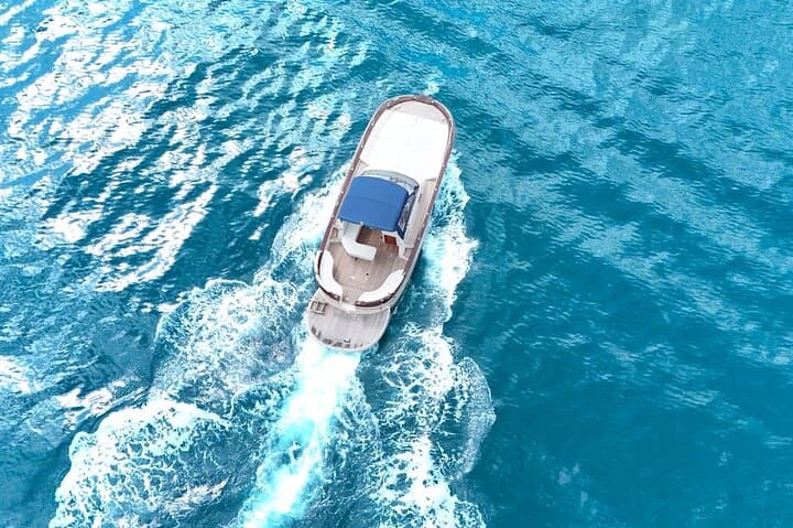 From Positano: Shared Capri and Blue Grotto Boat Tour