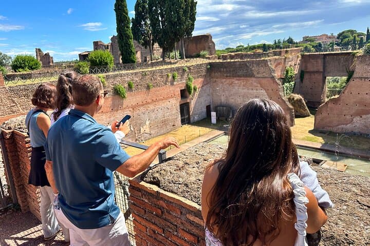 Exclusive Tour of the Colosseum, ARENA Floor and Roman Forum