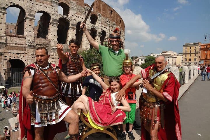 Colosseum, Roman Forum and Emperors' Palace Private Guided Tour