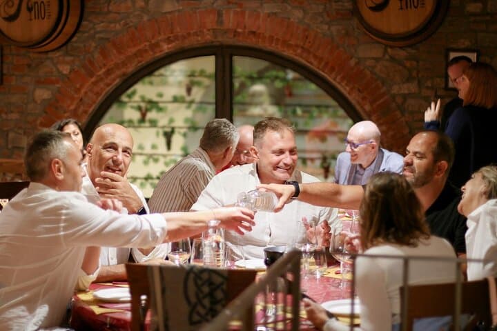 Wine Tasting in Florence Italy with Nine Types of Tuscan Wine