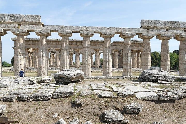 Private transfer from Pompeii to Salerno (or vice versa).