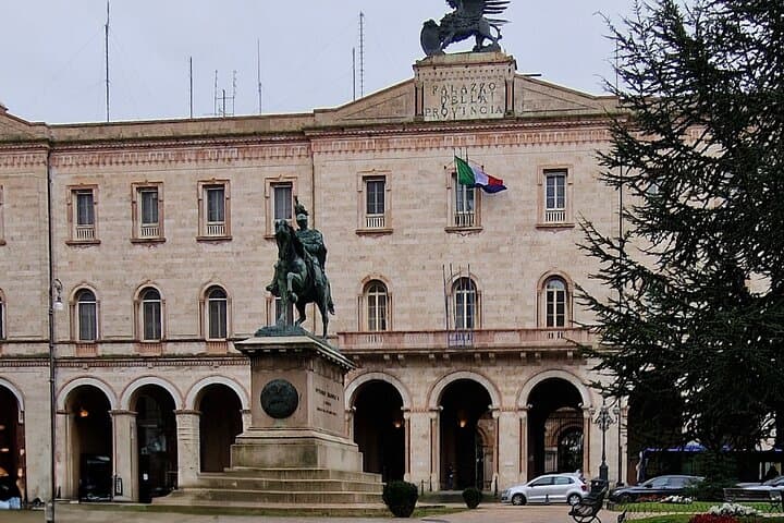 Vittorio Emanuele II statue