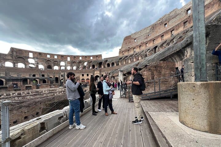 Colosseum Underground or Arena Platform