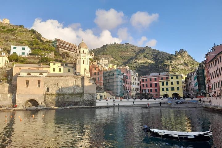 Lemon tour in Vernazza with tasting of our limoncino and wine