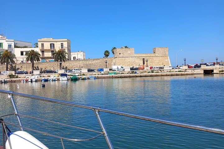 Boat Trips in Bari from 90 Minutes