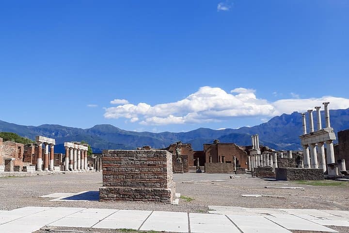 2-Hour Private Pompeii Tour for Kids with Alex – Skip the Line