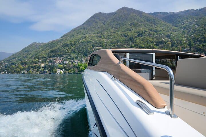 Full Day Private Limousine Boat Tour max 11 guests
