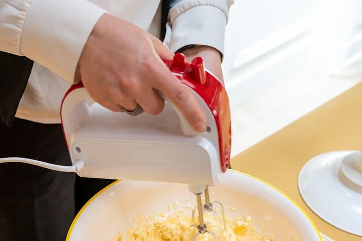 Come Na Vorta Pasta Tiramisu Cooking Class with Wine from Rome