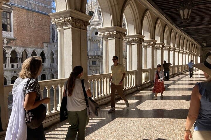 Small Group St. Mark and Doge Palace with Venice Highlights