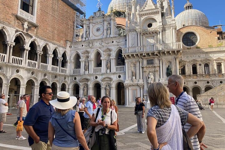 Small Group St. Mark and Doge Palace with Venice Highlights