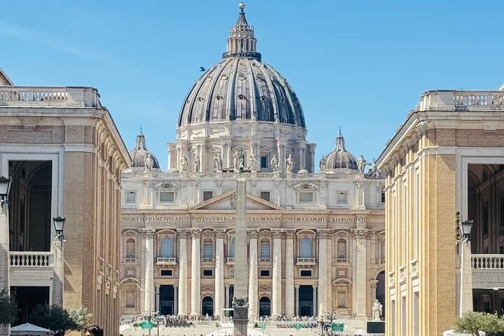 St. Peter’s Basilica Signature of Vatican Landmark.