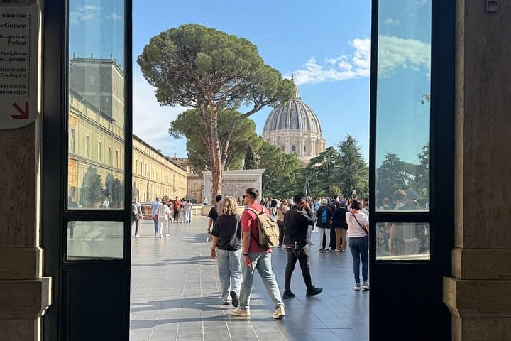 Vatican Museum & Sistine Chapel Tour-St Peter’s Basilica Optional