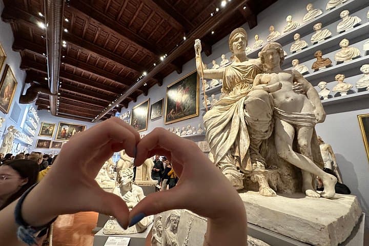 Kid-Friendly Florence Accademia Tour w Michelangelo's David & City Wonders