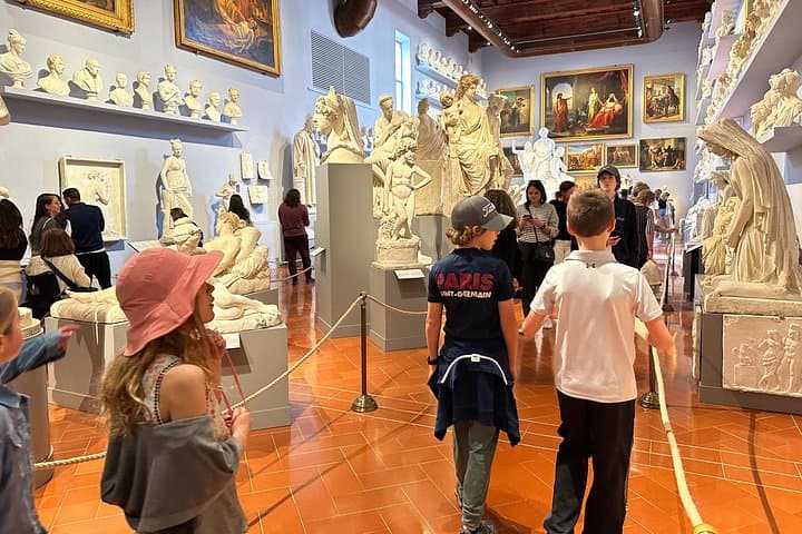 Kid-Friendly Florence Accademia Tour w Michelangelo's David & City Wonders