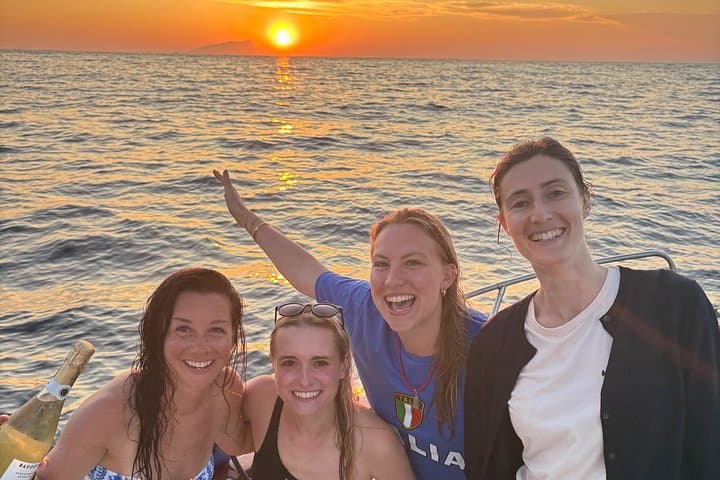 Private Sunset Boat Experience from Marina Grande