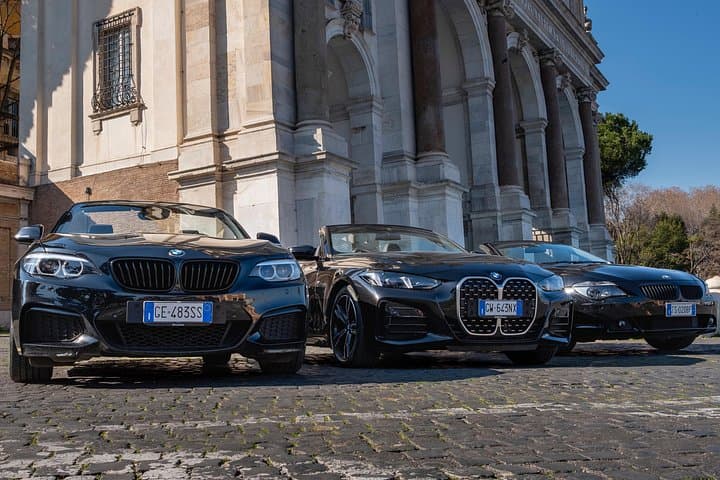 Rome in a Flash: Luxury Cabriolet Tour with Italian Delights