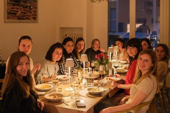 3 Pasta, Ragu',Tiramisu and Unlimited wine tasting