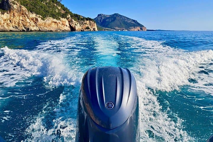 From Cala Gonone: Dinghy trip in the Gulf of Orosei