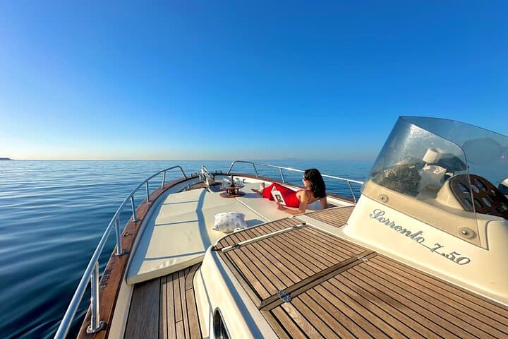 Capri Island Private Boat Tour from Sorrento