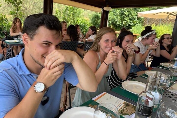 Wine and Olive Oil Full Tour in Chianti Hills