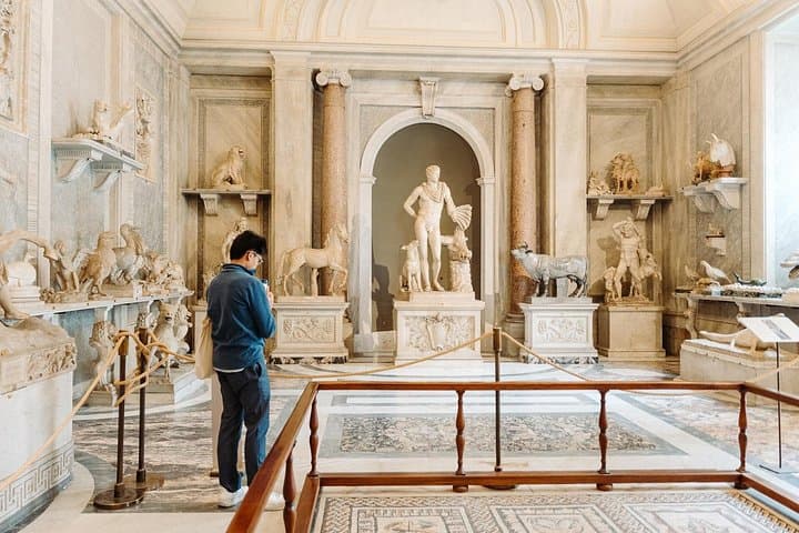 Exclusive Vatican: Empty Sistine Chapel Morning or Evening Tour